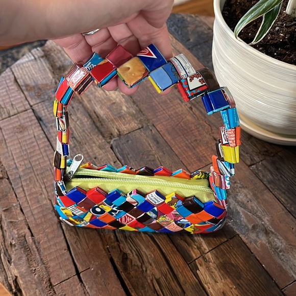 Vintage Purse Made of Food/Candy Wrappers - Picture 4 of 6